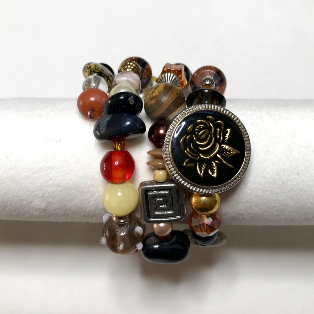 Handmade Bracelet with Vintage & Modern Elements (NB21-13H) - Picture 2 of 8